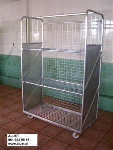 Wózek do odzieży